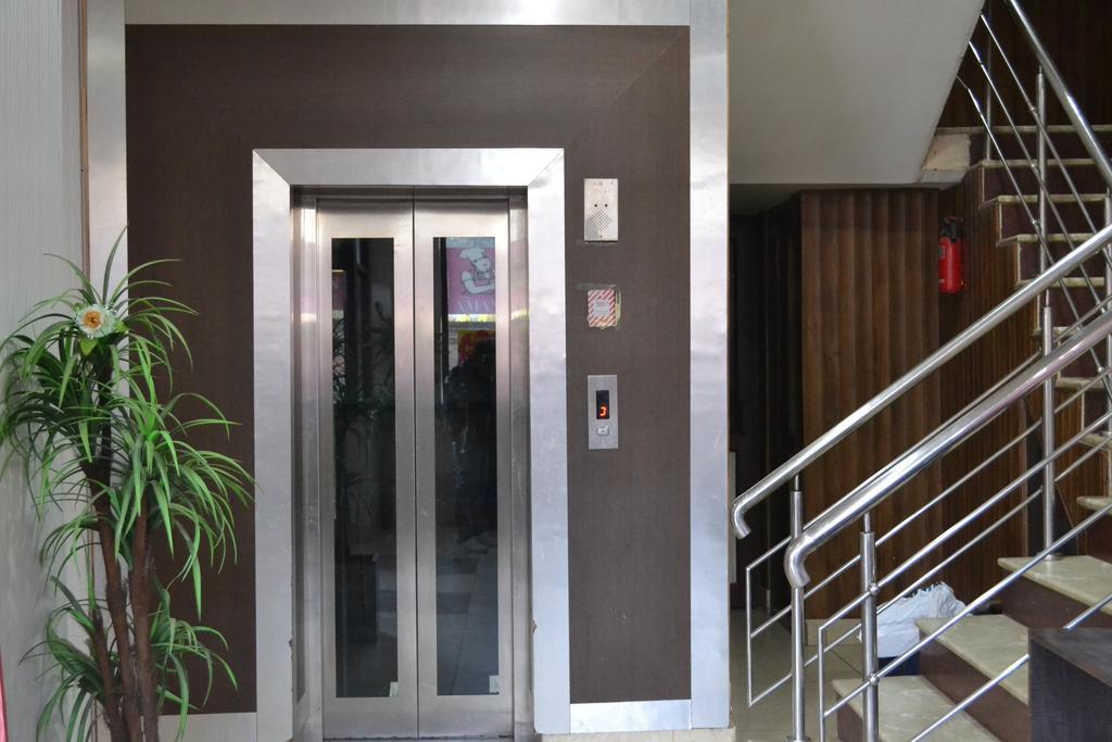 Hotel Atithi International คาตรา ภายนอก รูปภาพ